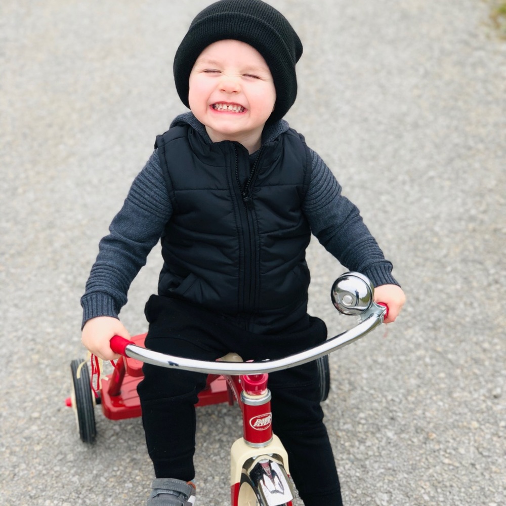 Meet your Posher, Courtney